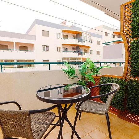 P - Meia-Praia Seaview Guesthouse 라고스 외부 사진