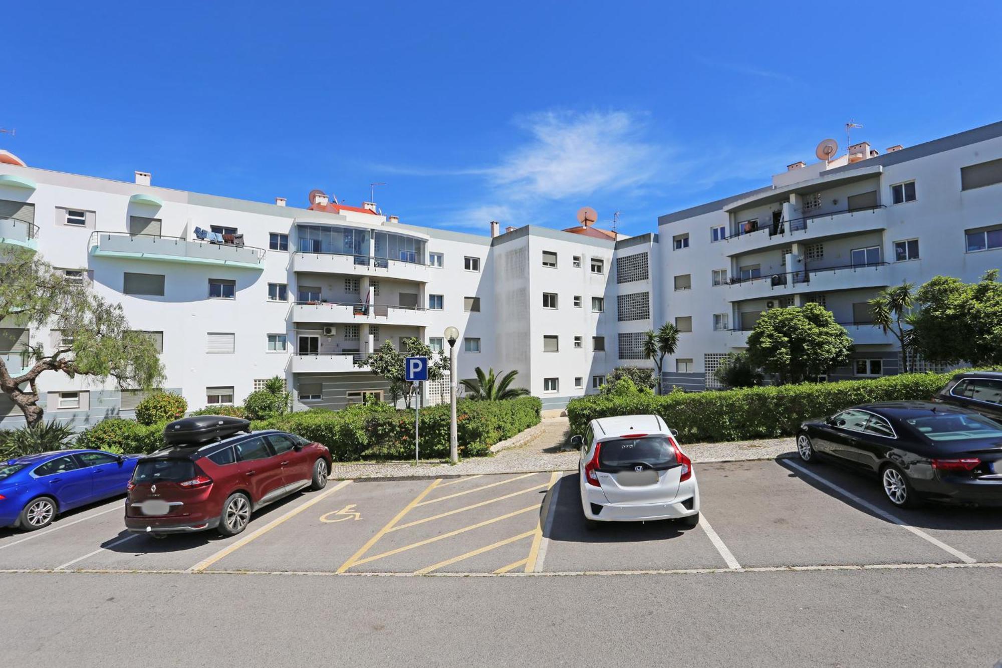 P - Meia-Praia Seaview Guesthouse 라고스 외부 사진
