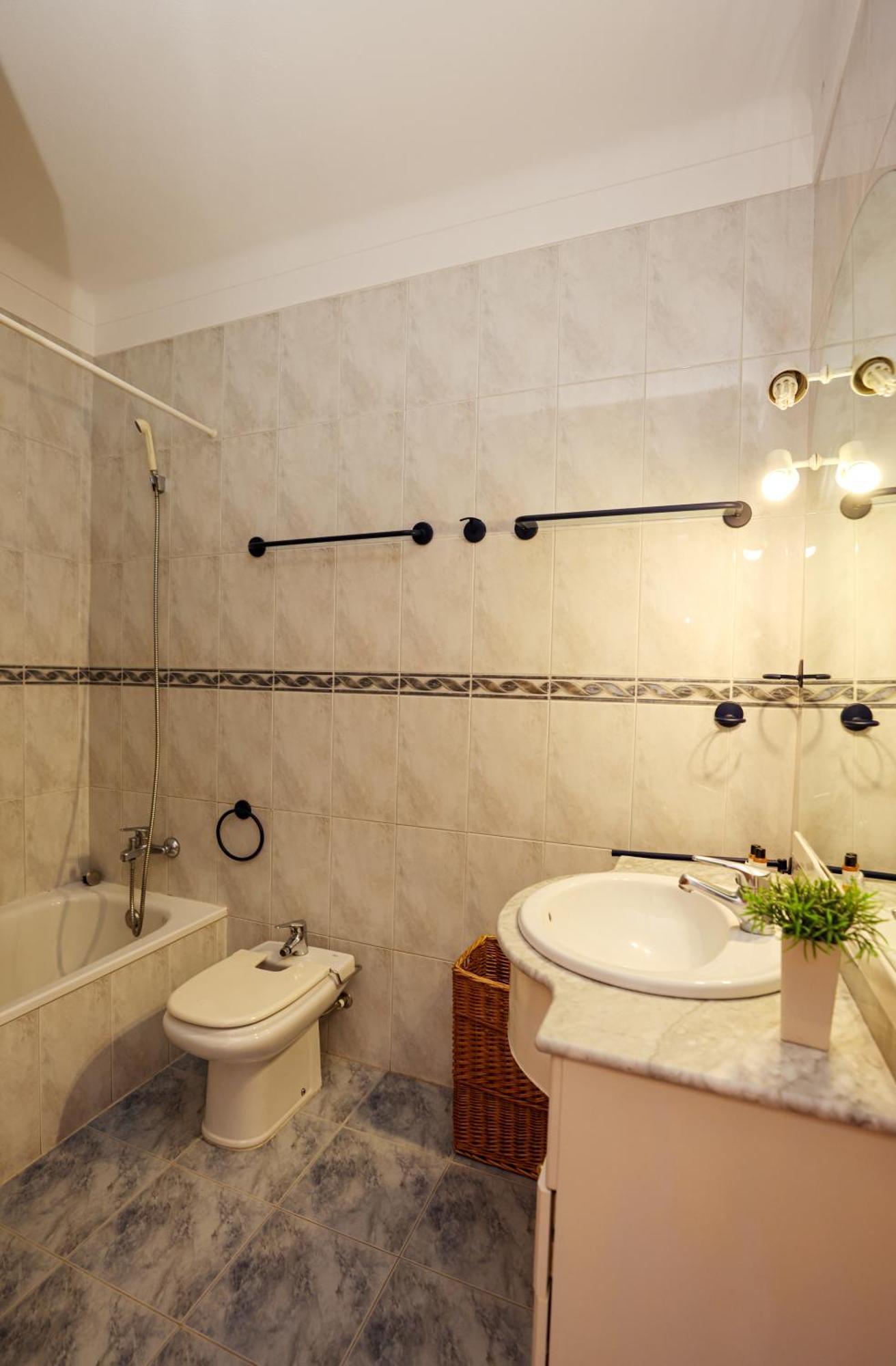 P - Meia-Praia Seaview Guesthouse 라고스 외부 사진
